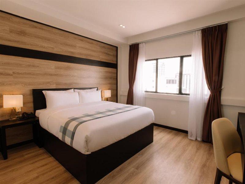 Khách sạn The Chill Suites- Trung Tâm Thành Phố TP. Hồ Chí Minh